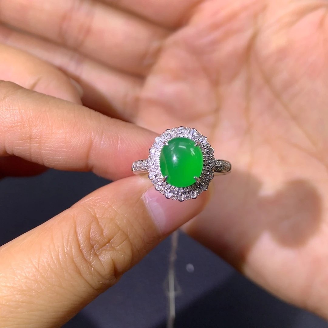 翡翠戒指18K金镶嵌翡翠