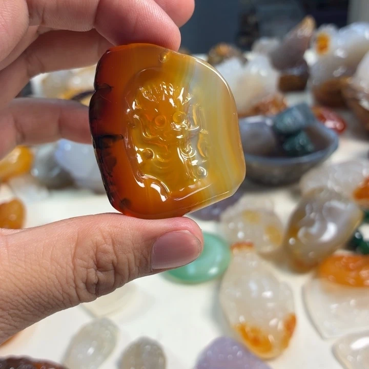未镶嵌颈饰玛瑙/玉髓