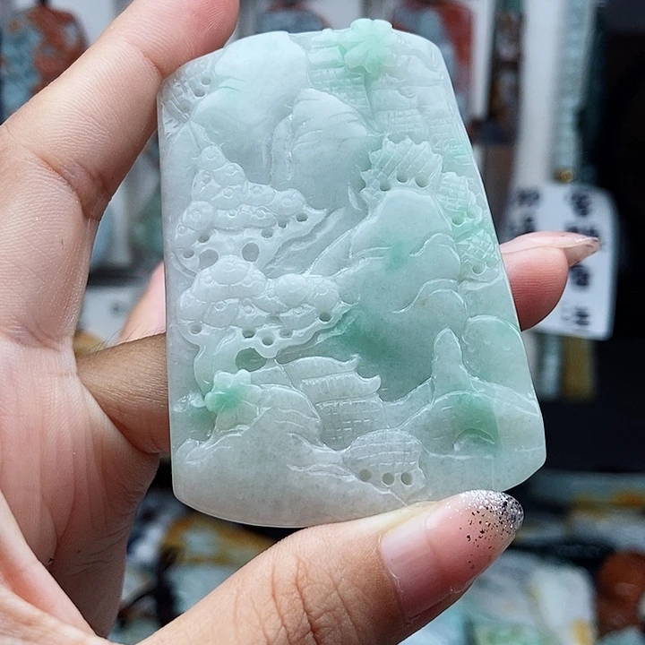 翡翠未镶嵌颈饰翡翠