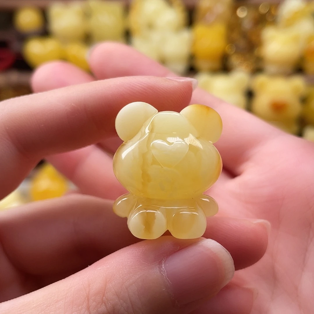 未镶嵌琥珀珠宝奇石王**?