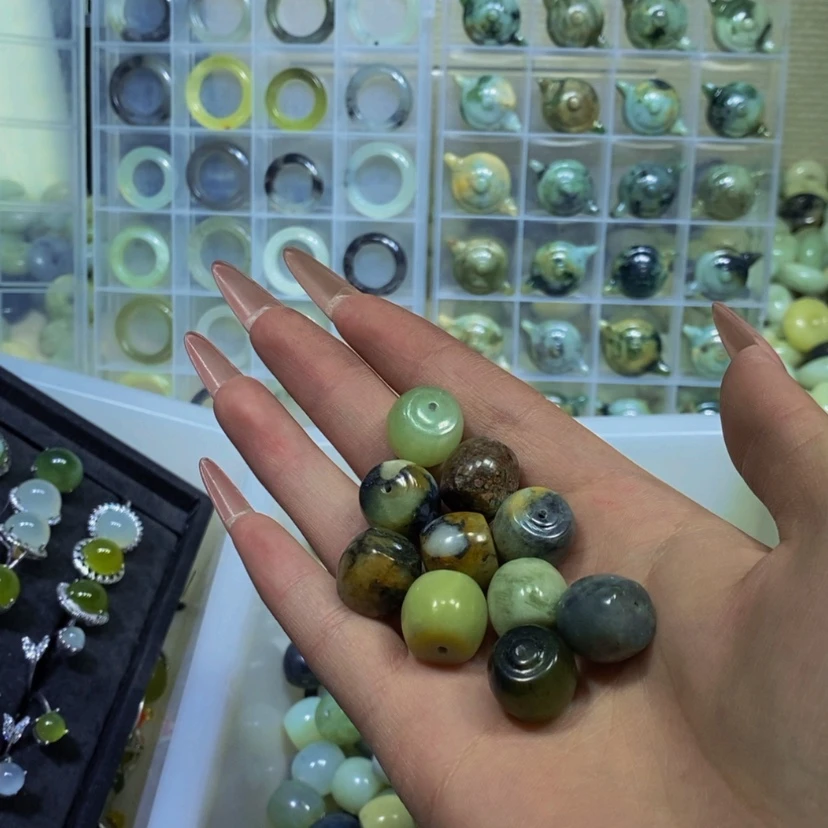 【闪购商品】蛇纹石玉其他合金48