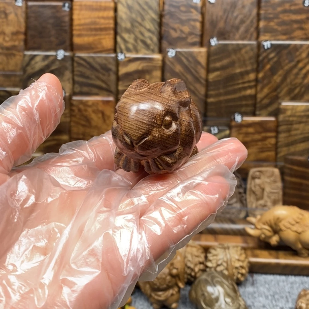 华***金丝楠小叶桢楠手把件