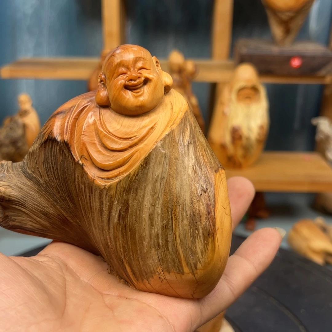 木一****）崖柏木摆件手把件