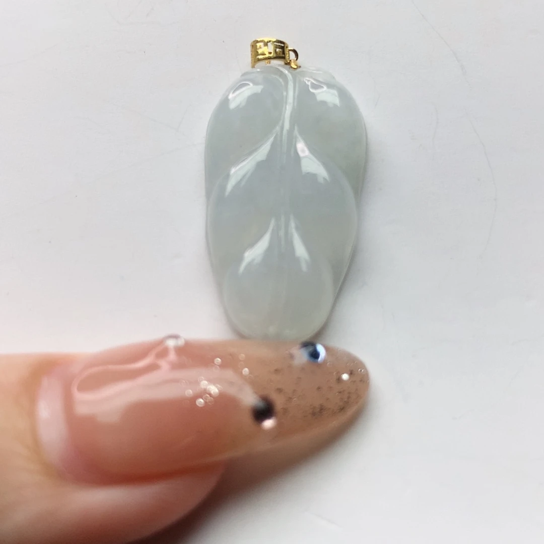 【闪购商品】翡翠18K金镶嵌颈饰1111……