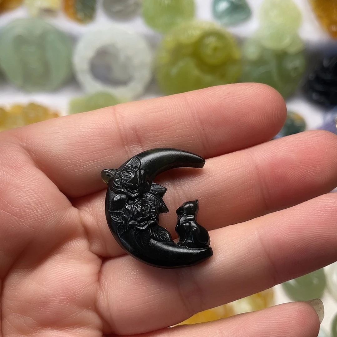 蛇纹石玉未镶嵌颈饰