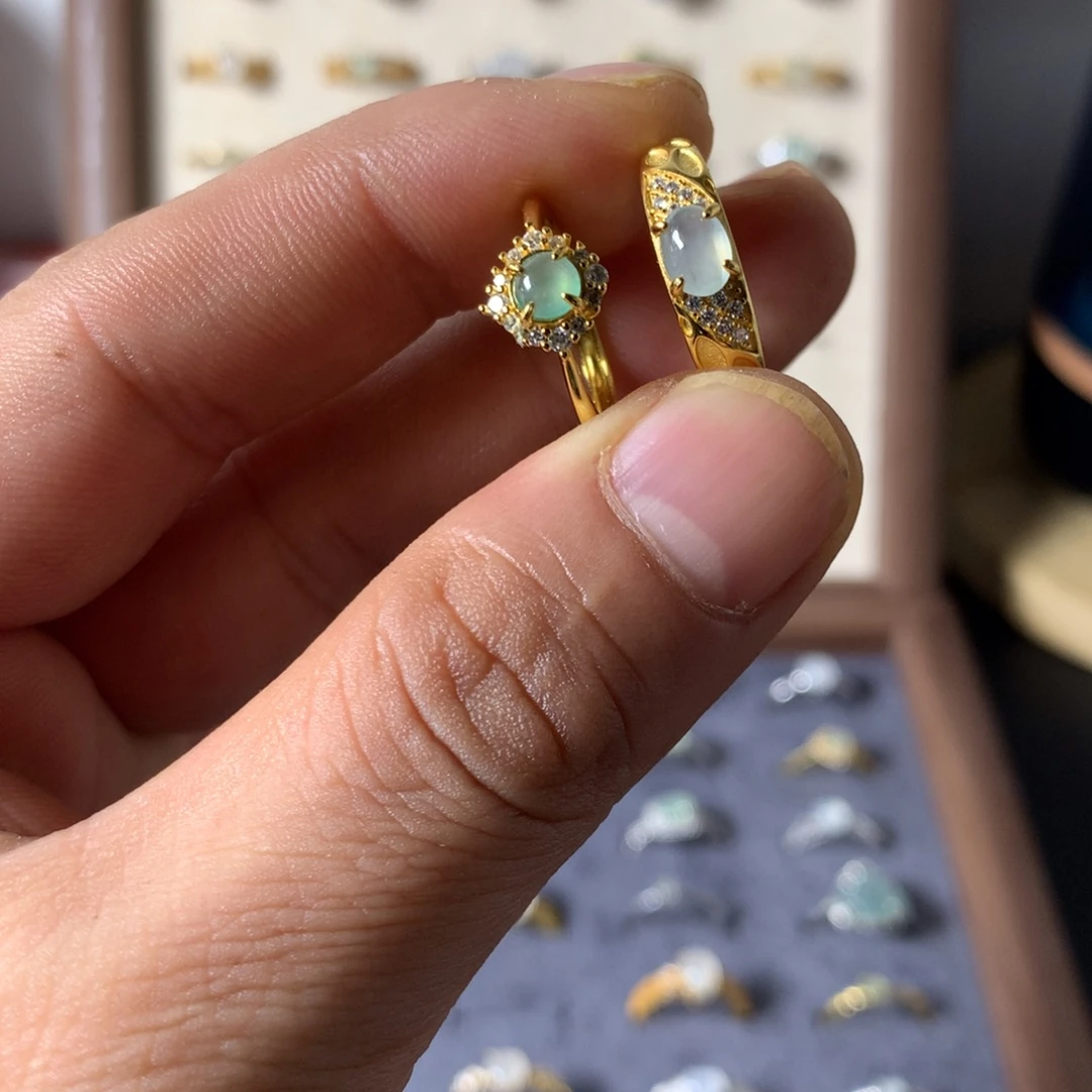 J***3翡翠未镶嵌戒指797