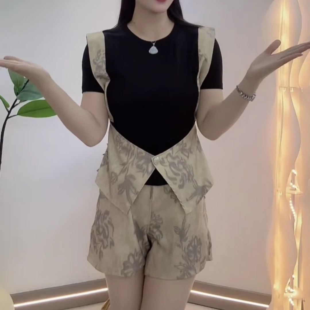 夏季新款时尚减龄撞色拼接上衣高腰短裤套装显瘦收腰洋气百搭