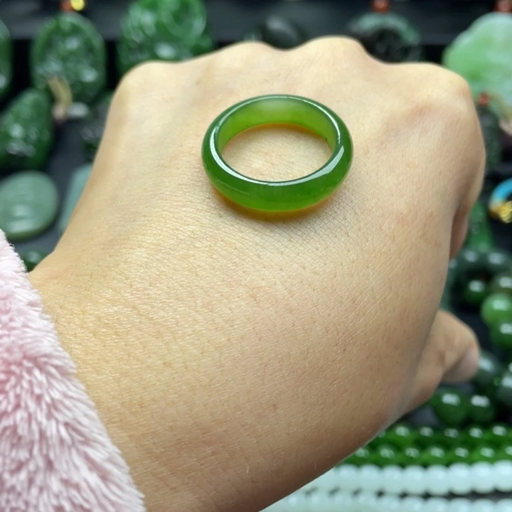 和田玉（碧玉）未镶嵌戒指