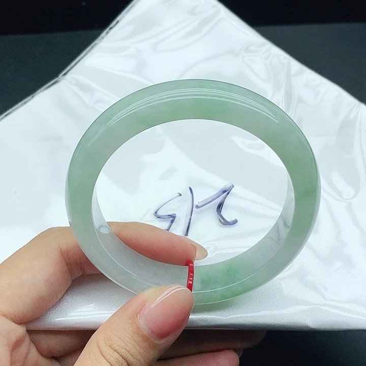 未镶嵌手镯翡翠215
