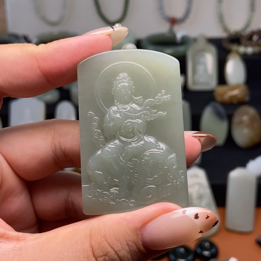 颈饰未镶嵌和田玉普贤菩萨