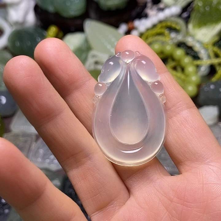 岫玉未镶嵌岫玉挂件