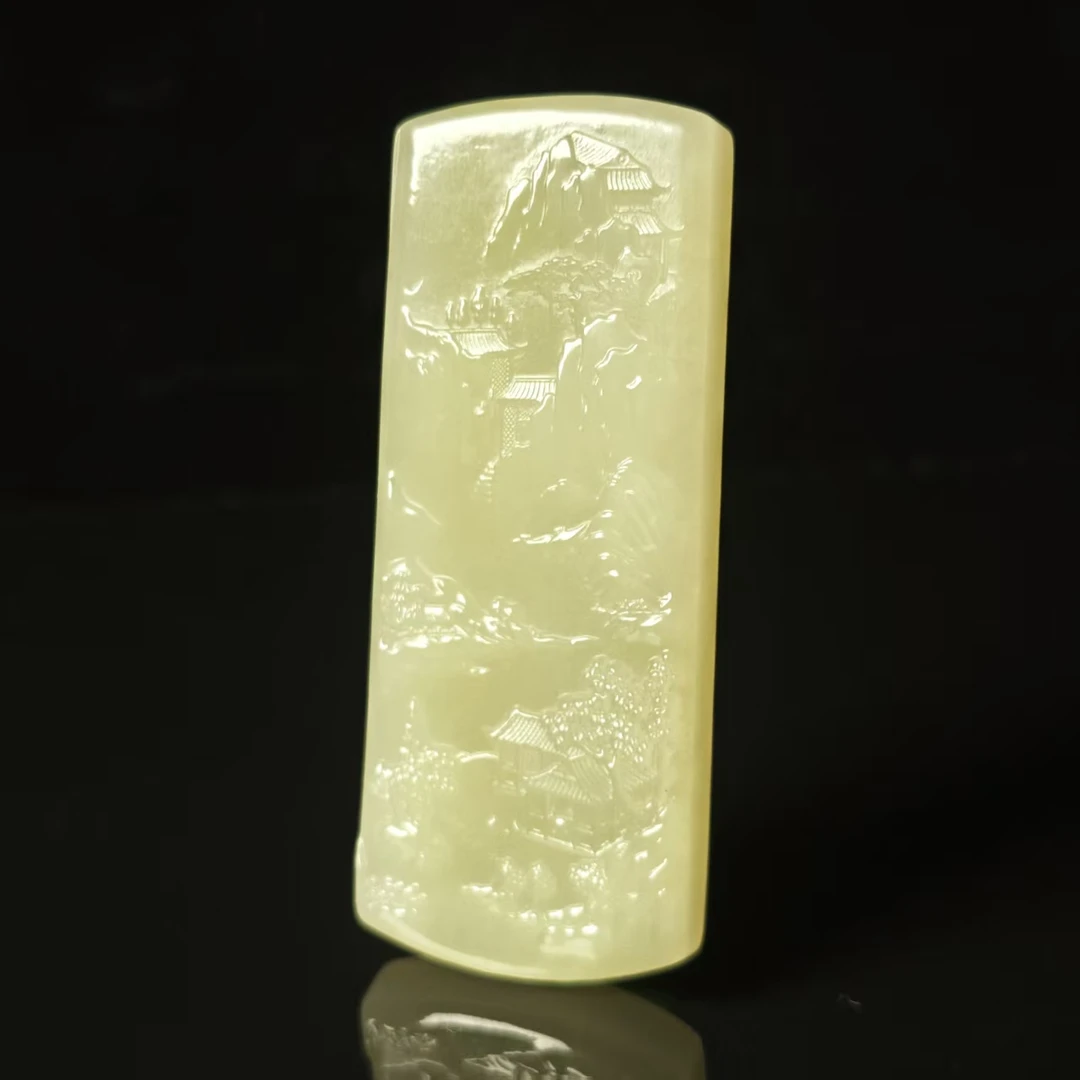 lot7132 山水牌 和田玉黄玉 73.6*29.7*8.3mm 49.6g