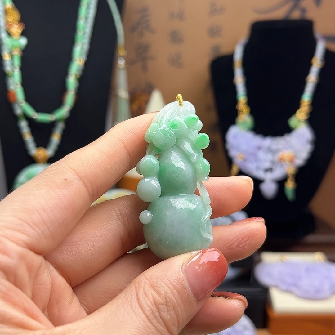 翡翠未镶嵌颈饰天然翡翠