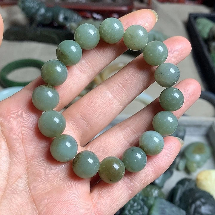 和田玉（糖玉）未镶嵌手镯