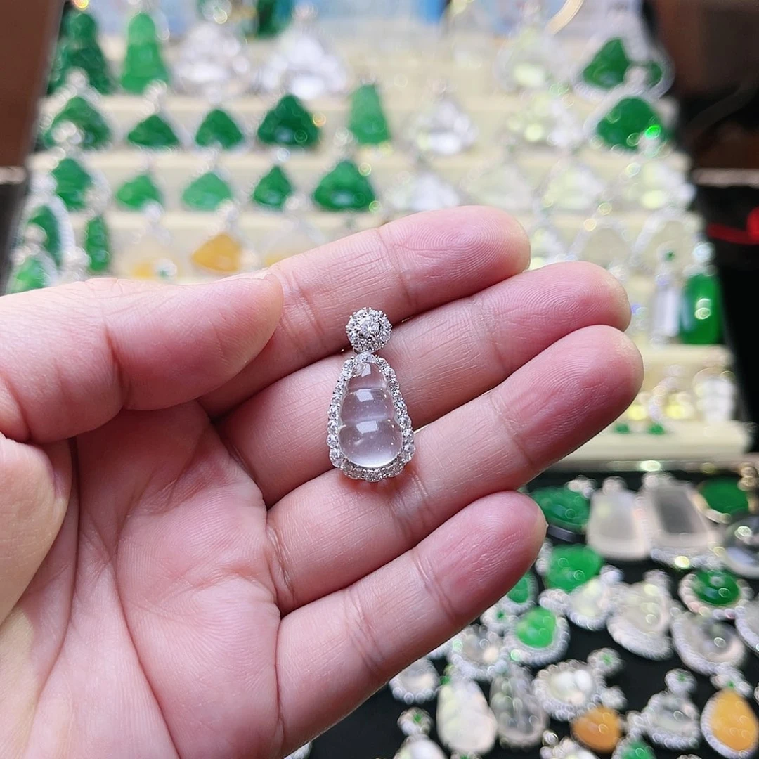 颈饰银S925镶嵌石英质玉福豆