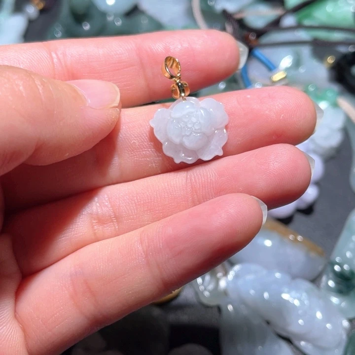 【闪购商品】翡翠颈饰未镶嵌用****扬天然翡翠