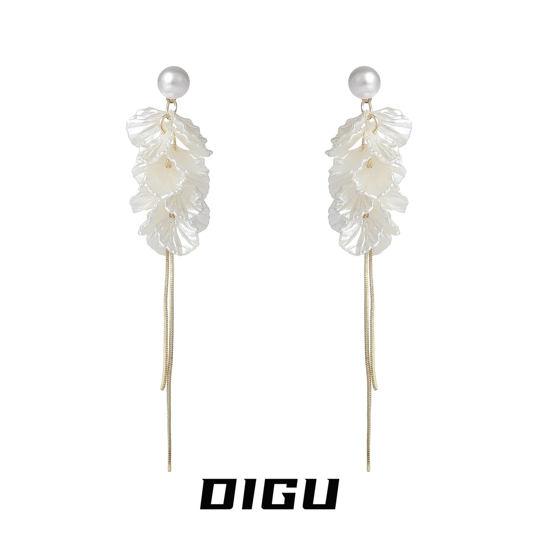 嘀咕家 铜合金亚克力耳饰 轻奢花瓣流苏耳环夏季海边花朵耳坠耳饰