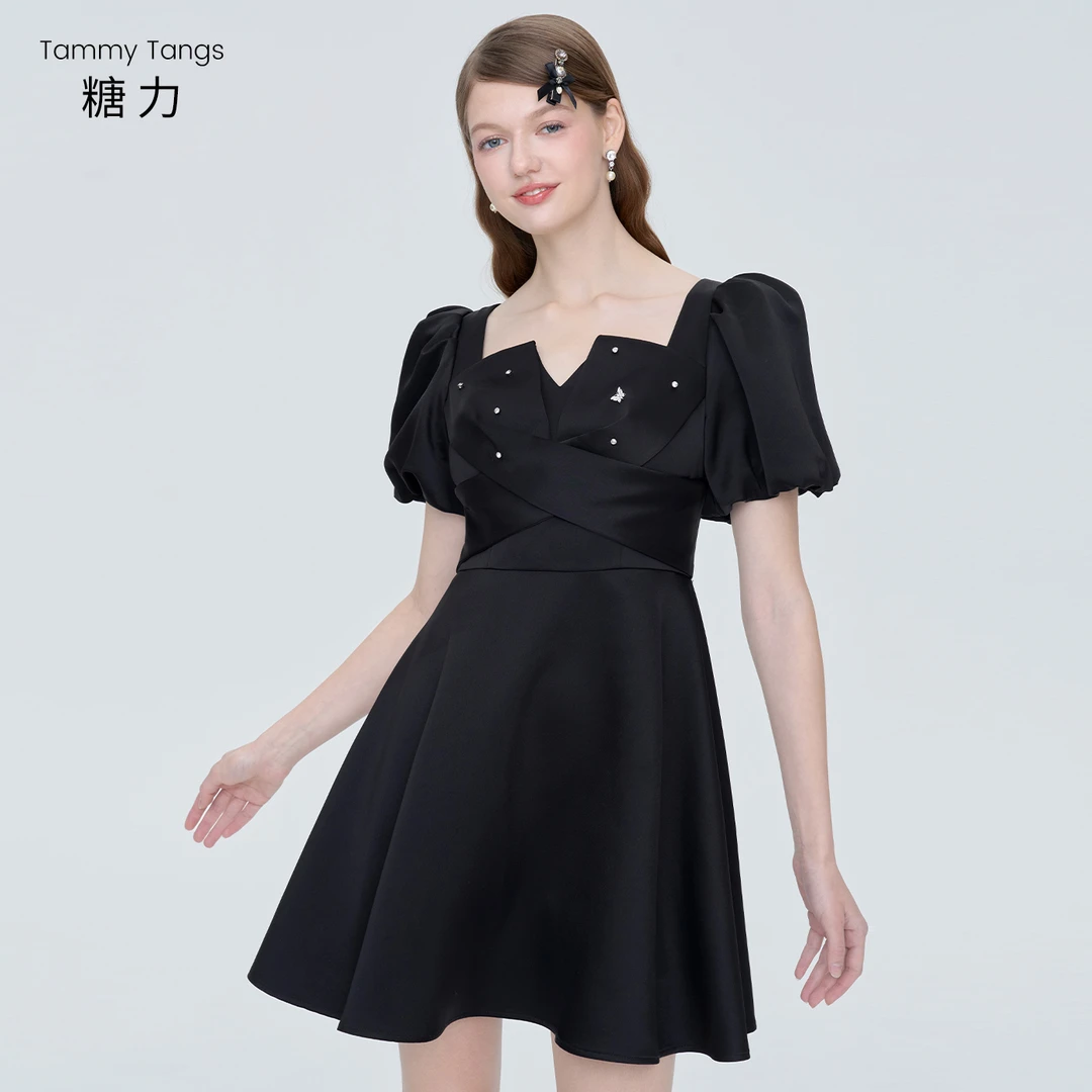 【芋总专属】糖力优雅小黑裙夏季设计感钻饰方领短袖缎面连衣裙