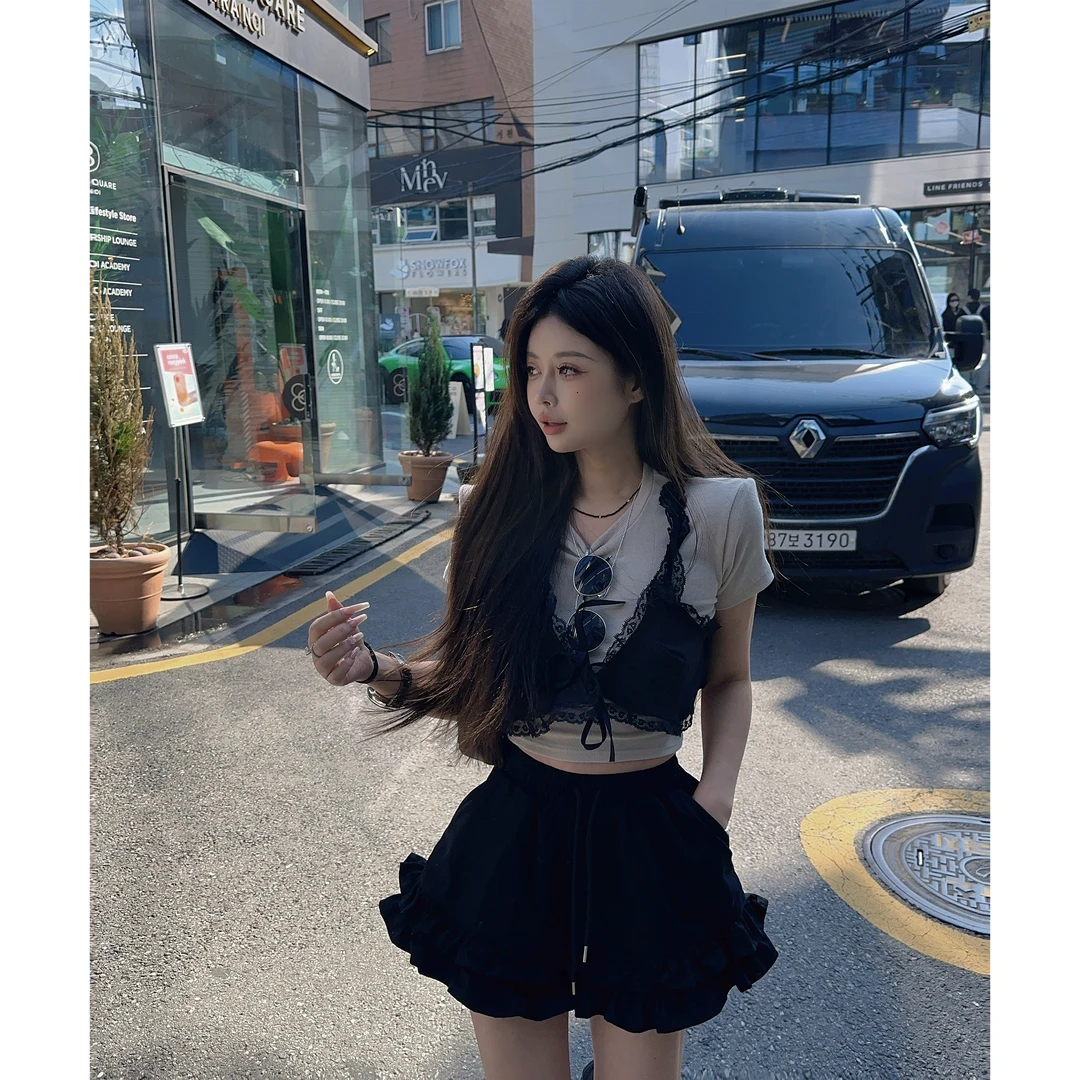 21DEGREES【心电感应】百搭垫肩短袖蕾丝花边叠穿吊带花边抽绳短裤