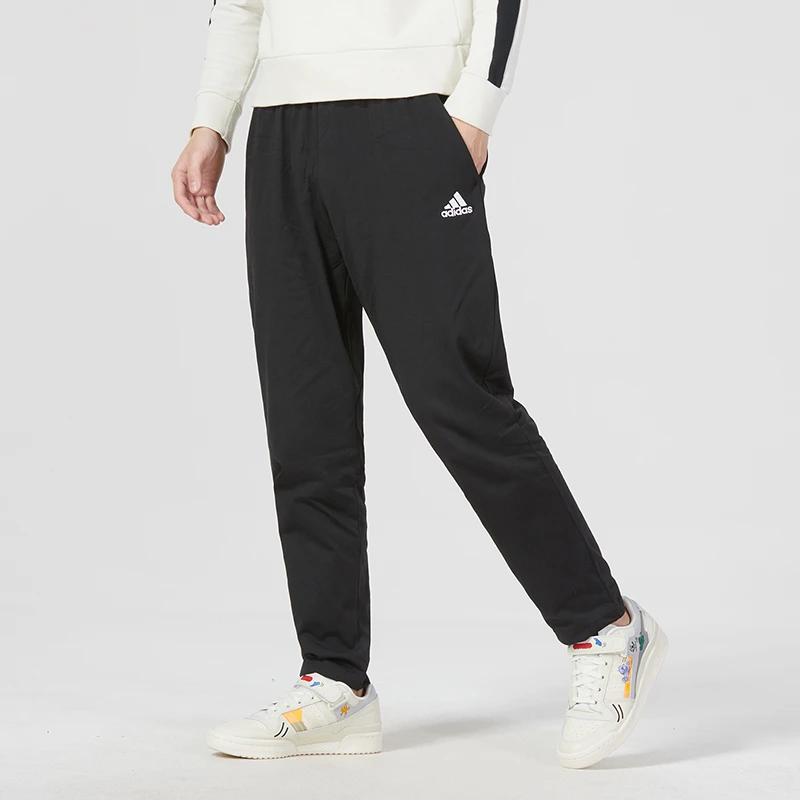 ADIDAS阿迪达斯男裤春季新款黑色直筒透气休闲运动针织裤子IC9409