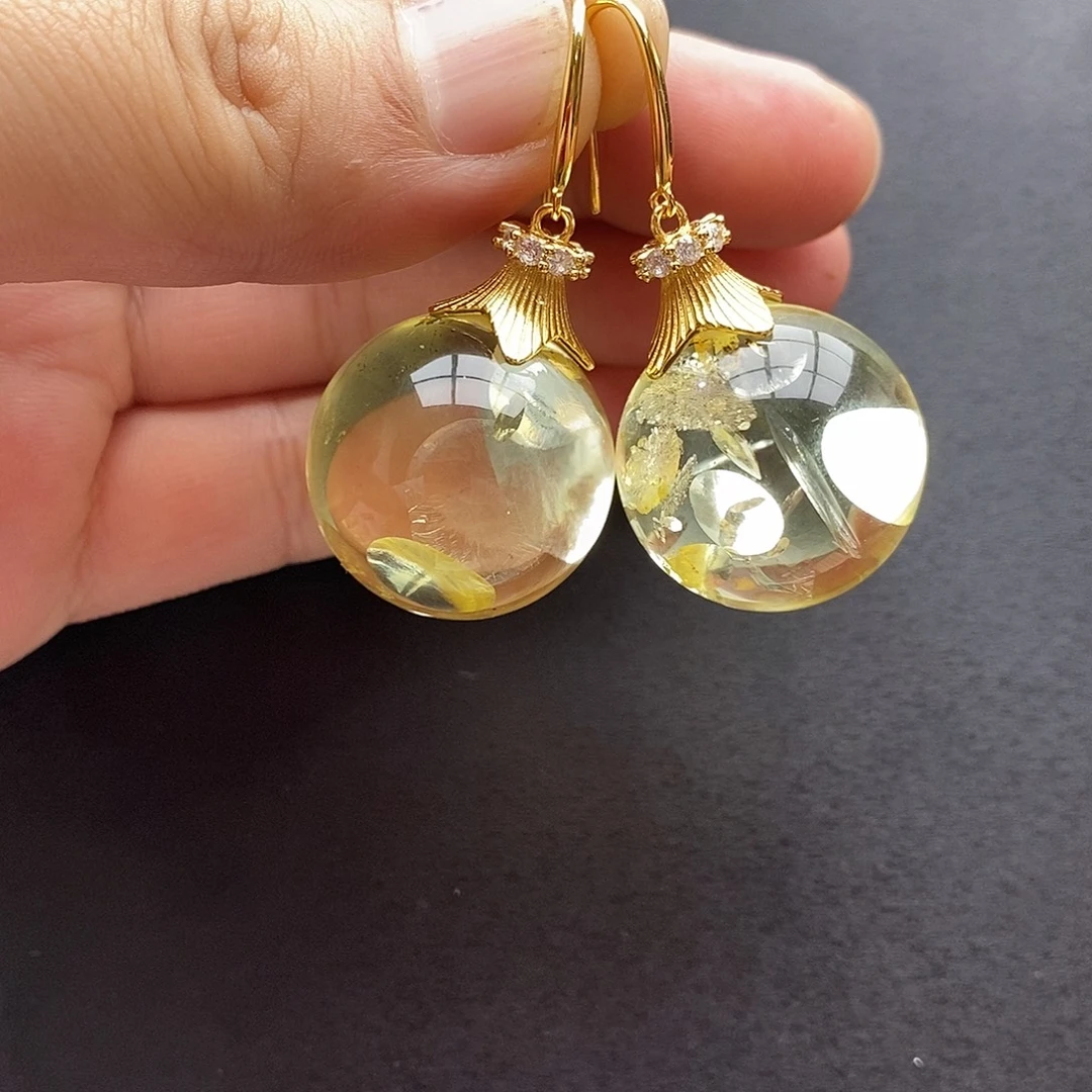 琥珀未镶嵌裸石耳坠