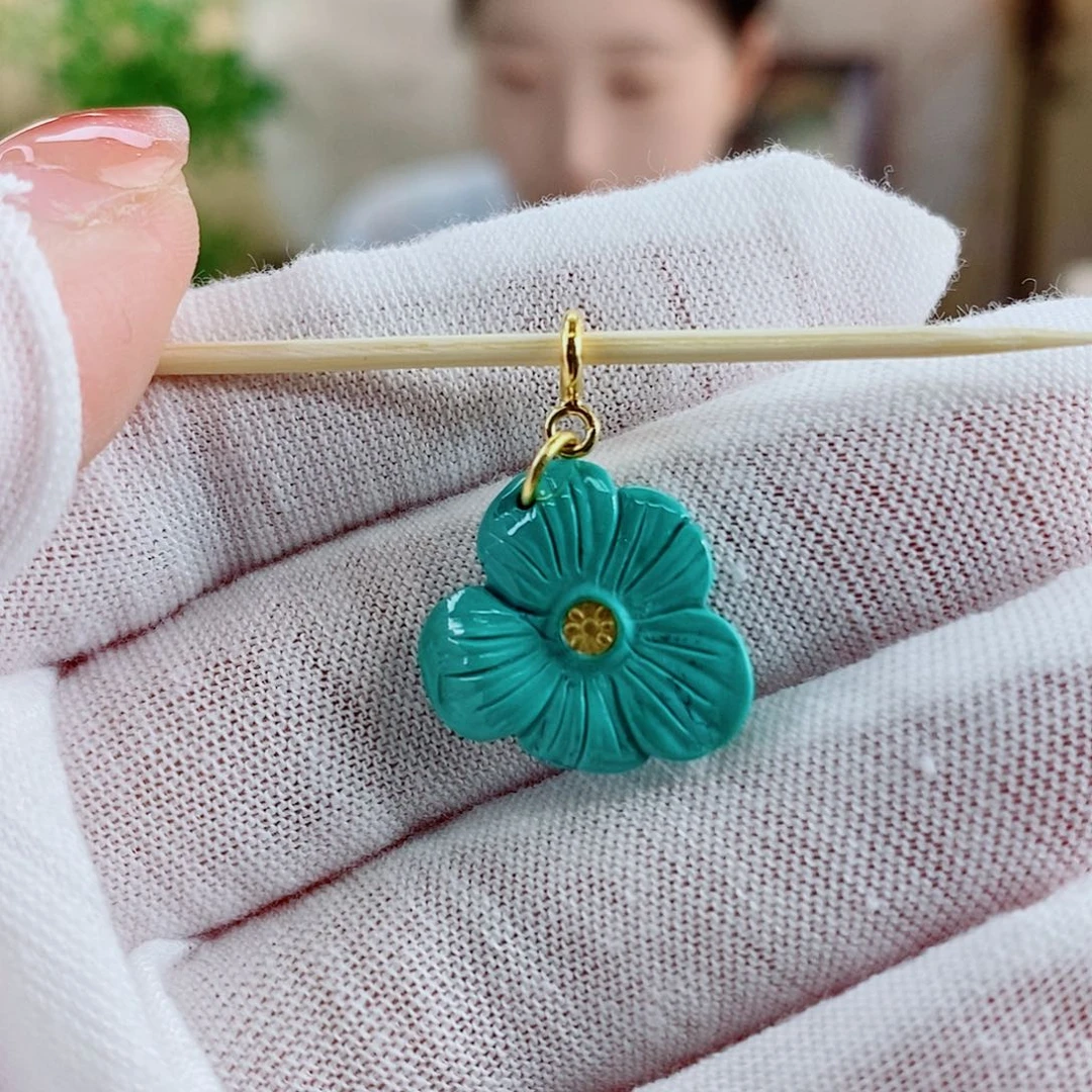 未镶嵌绿松石珠宝奇石