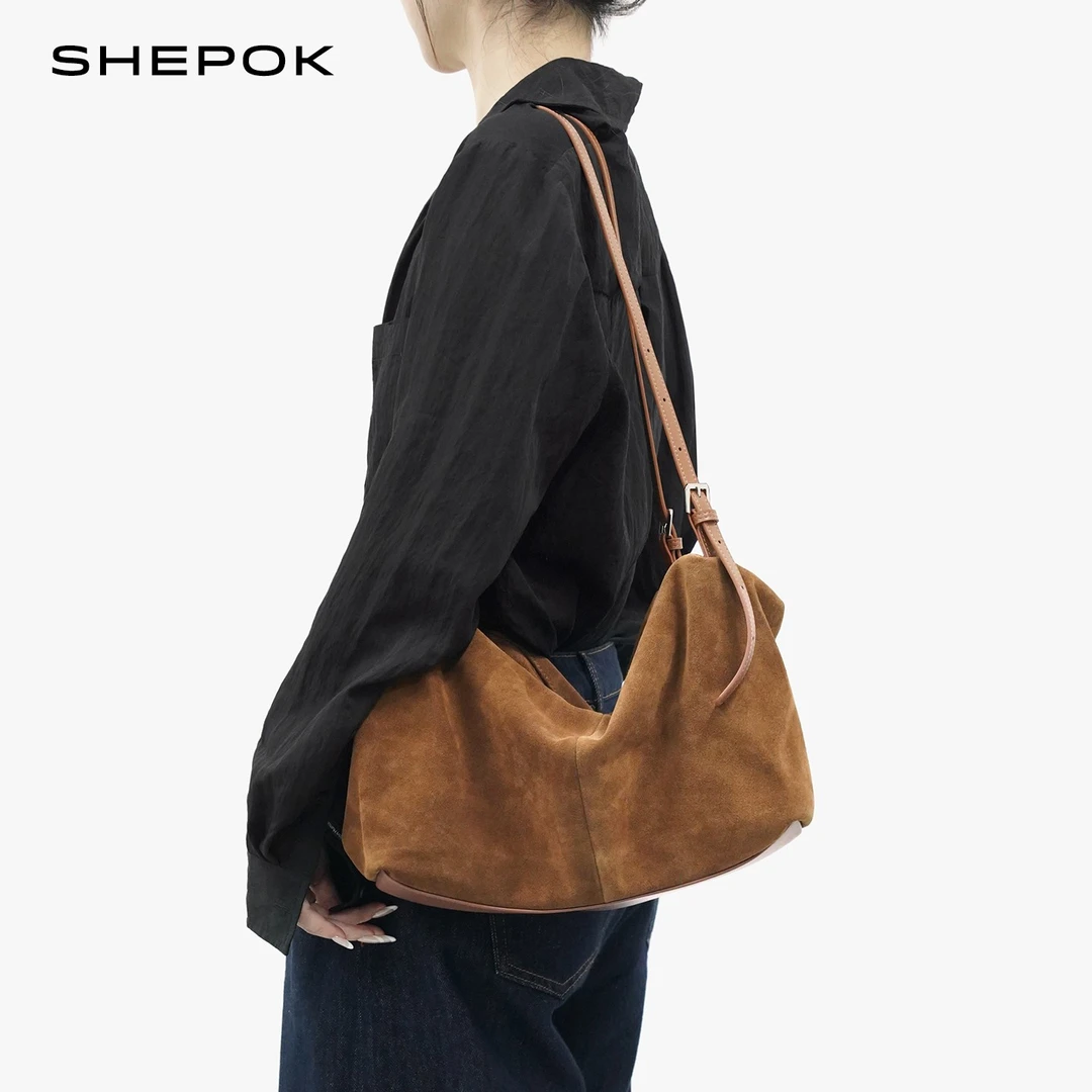 主播专属SHEPOK磨砂牛皮枕头包2025新款手提包慵懒松弛单肩斜挎包