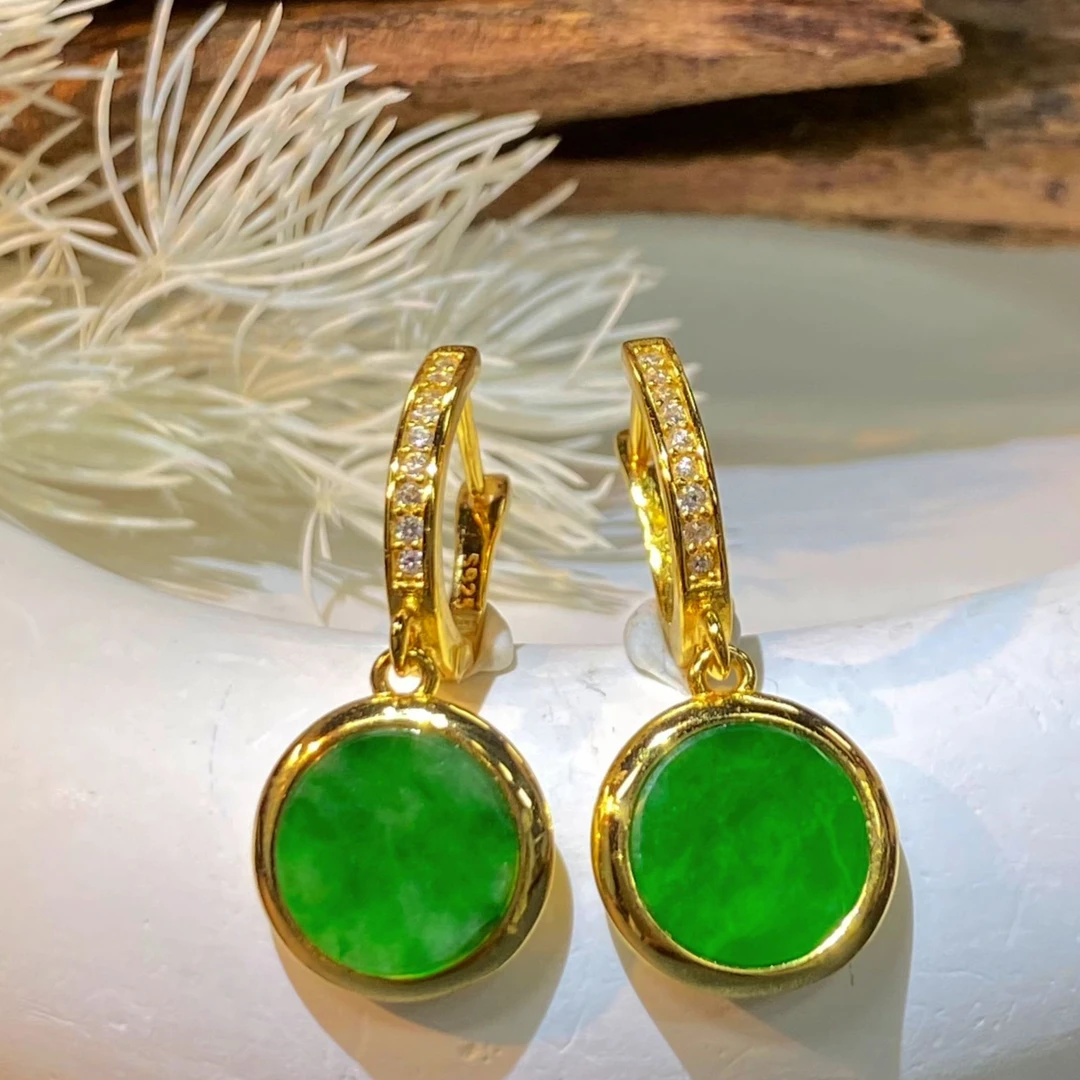 天然缅料A货翡翠圆牌耳包/一对（微瑕）