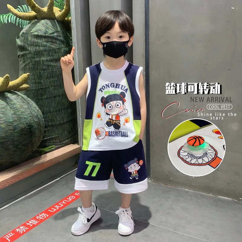 哪吒儿童服装2025新款男童夏装套装潮酷男宝背心衣服男孩运动球服