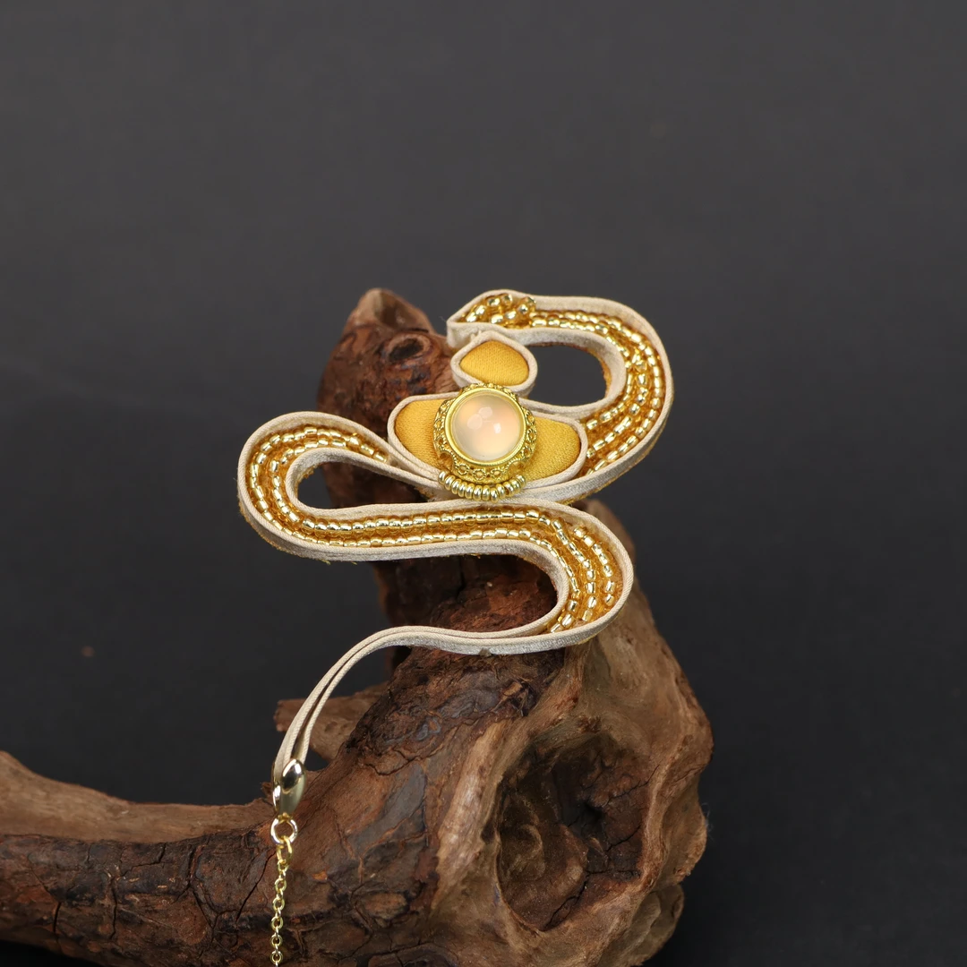 非金属布艺胸针 非遗盘扣蛇年限定【金蛇纳福】胸针汉服配饰纯手工