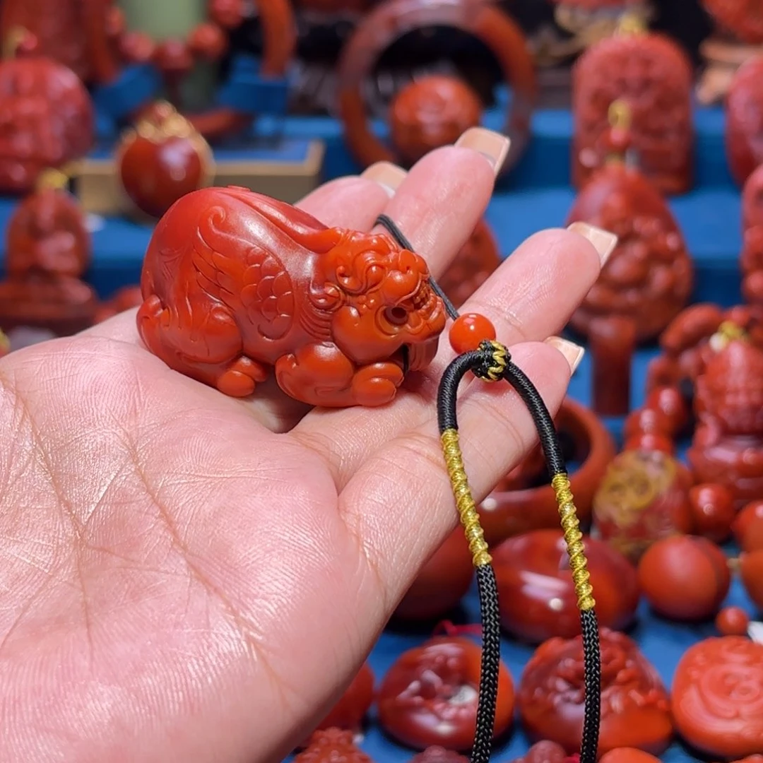 未镶嵌雕刻南红玛瑙南***孩