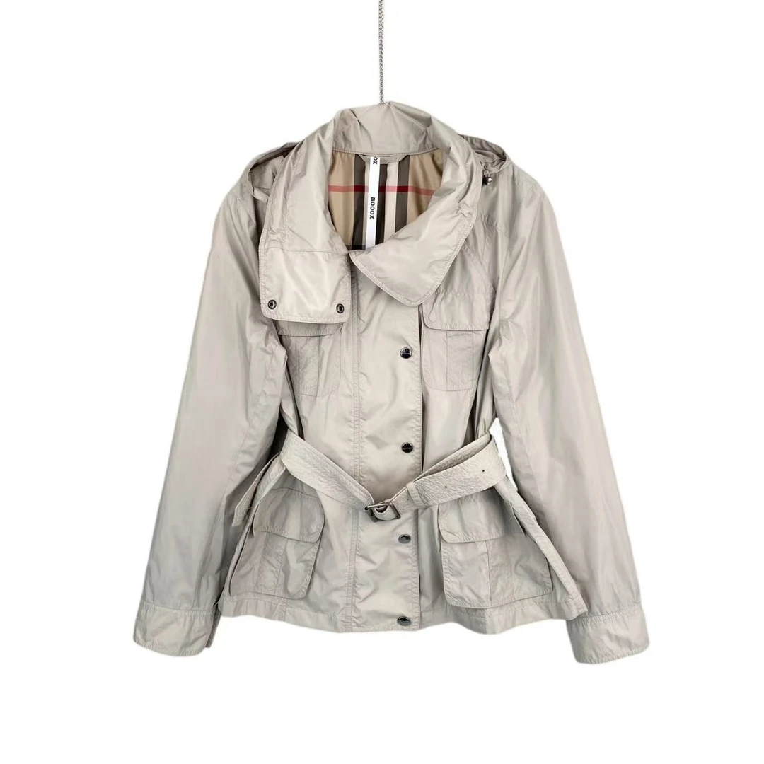 99新 BURBERRY/博柏利 AA3255 尼龙 内里格纹腰带连帽外套 UK10码