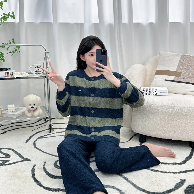 女士睡衣秋冬季卡边绒简约高级感加厚卡通少女冬天家居服套装外穿