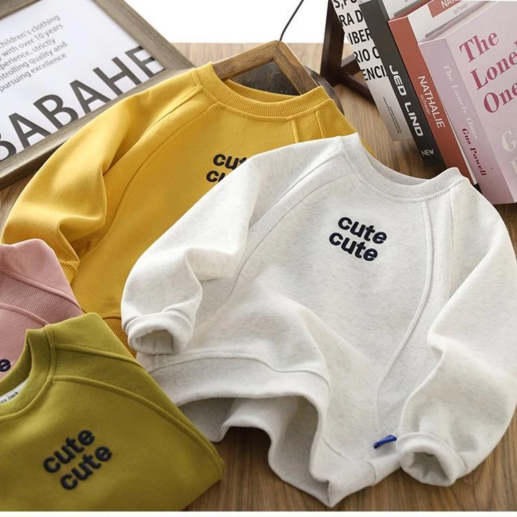 男童卫衣2025新款刺绣拼接时髦上衣男孩圆领休闲洋气打底衫