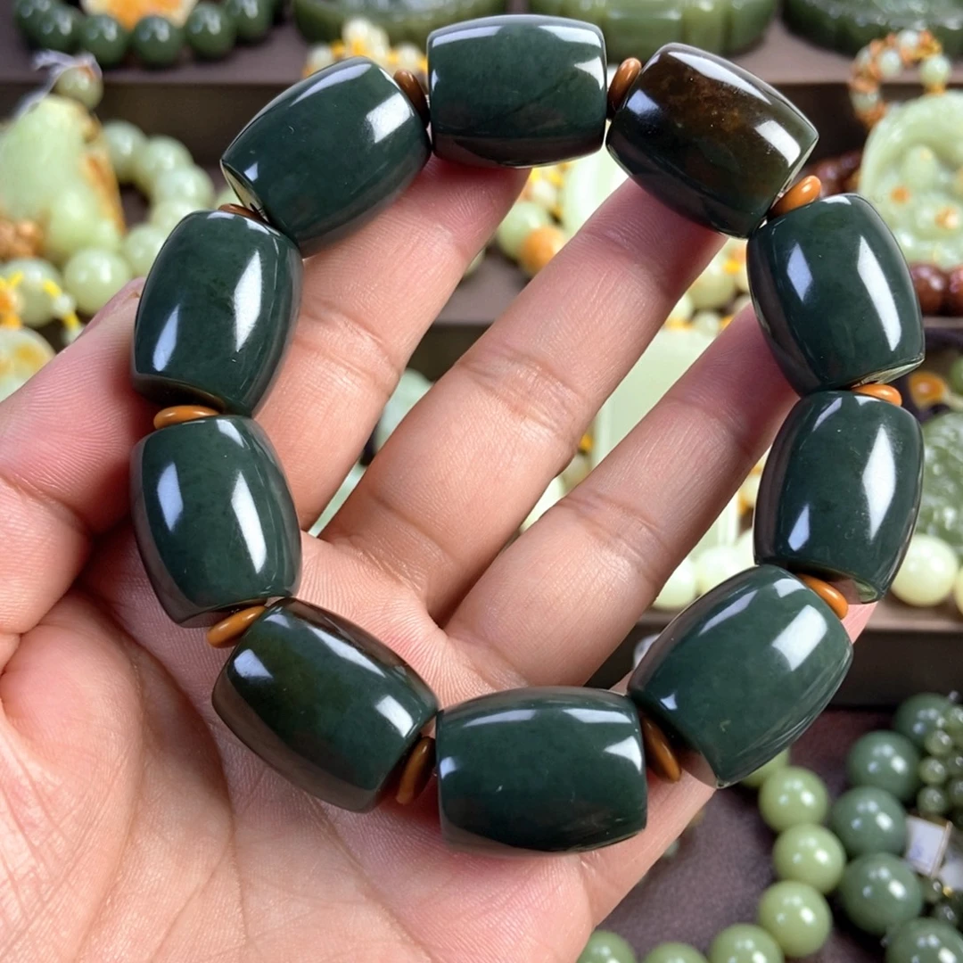 透闪石质玉未镶嵌手串