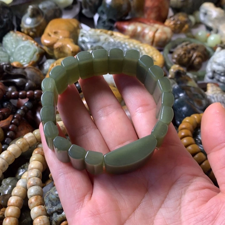 岫岩河磨玉（透闪石质玉）未镶嵌笔搁