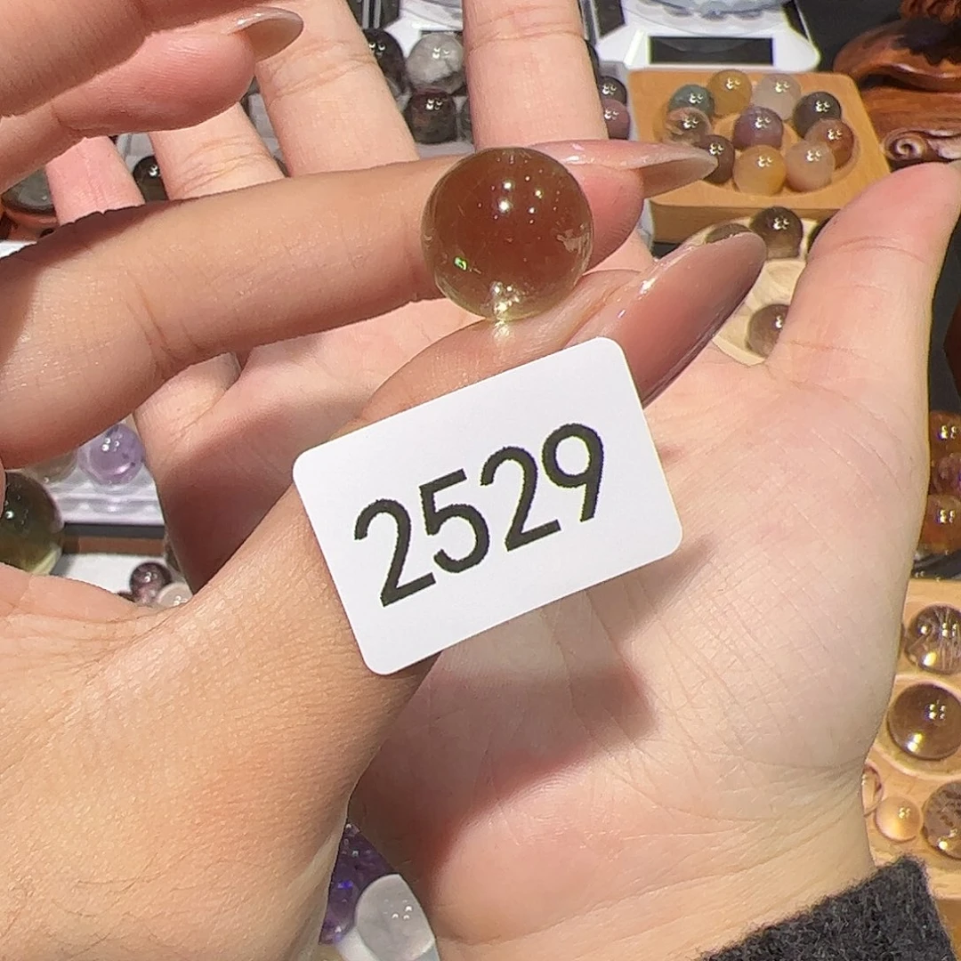 水晶未镶嵌大型摆件（非配饰）