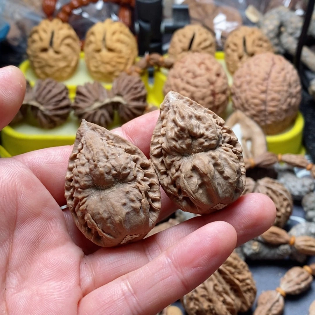 文玩核桃吊坠狼*核桃70