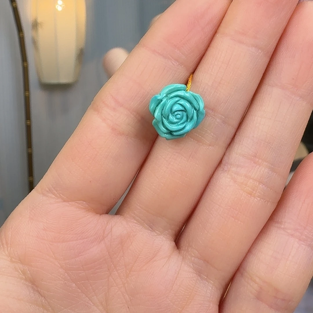 绿松石未镶嵌挂件