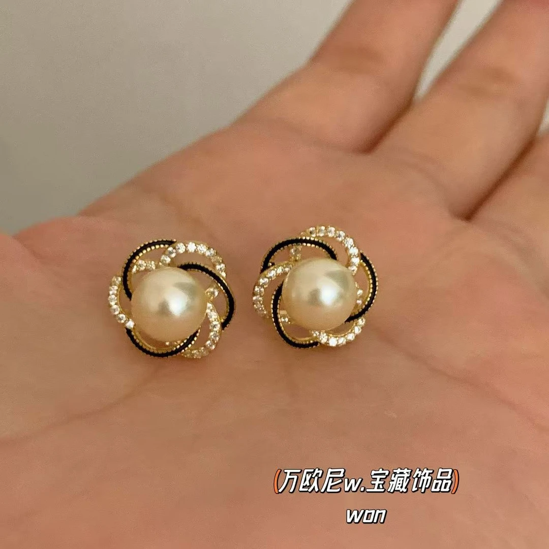 CHANGE x 线条环绕花耳钉 复古法式简约气质精致优雅 柜 E140