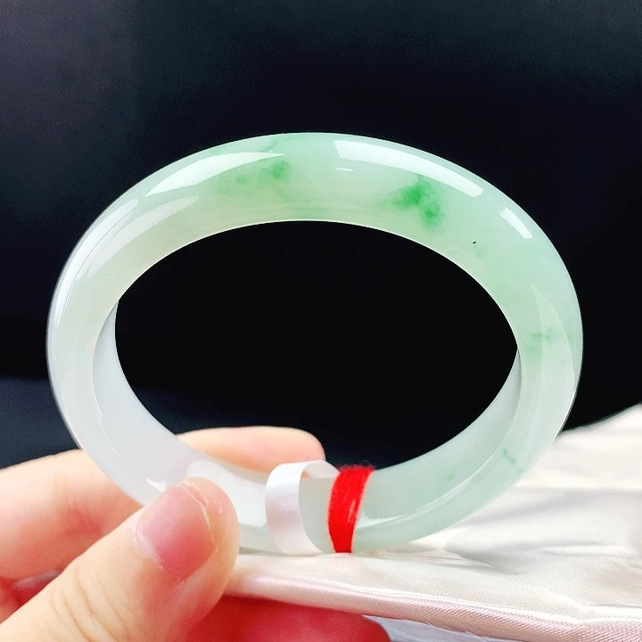 未镶嵌手镯翡翠55贵妃