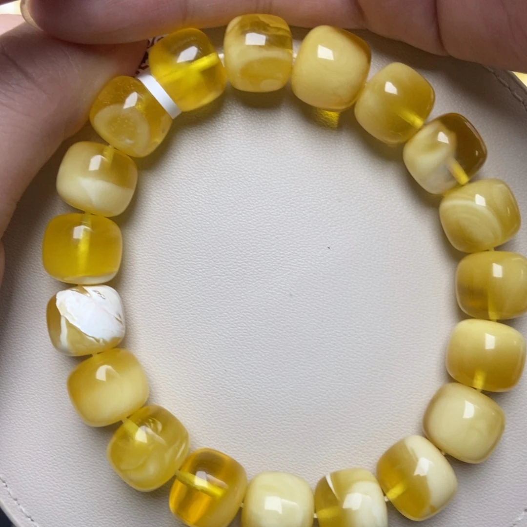 蜜蜡未镶嵌珠宝奇石217