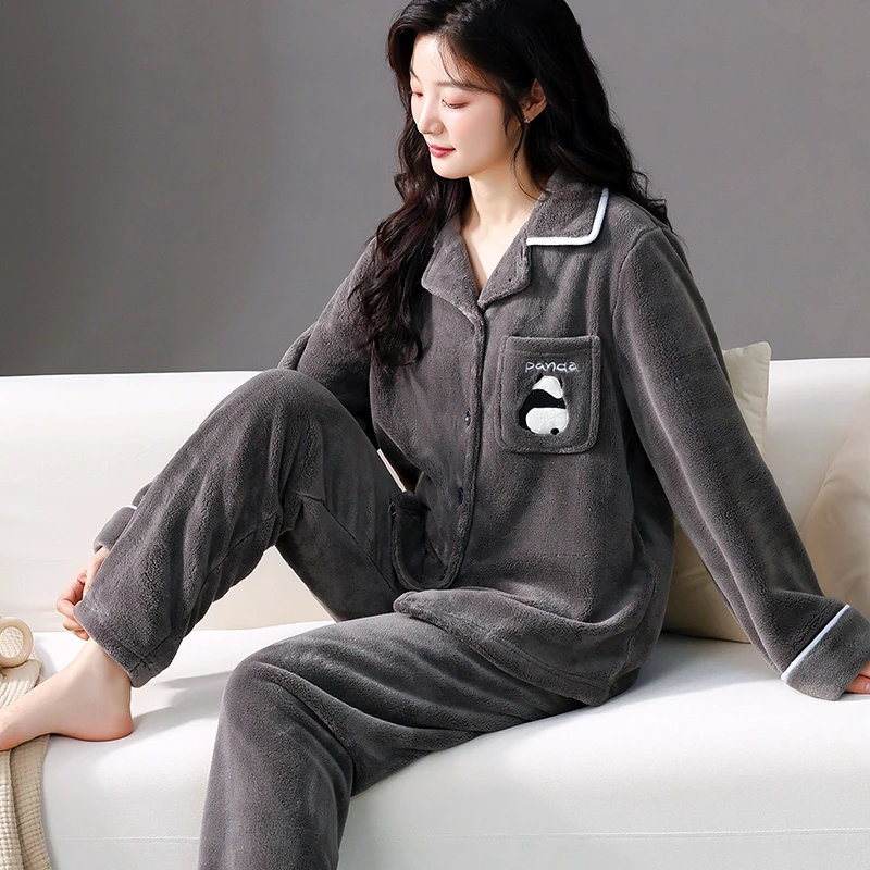 044刺绣熊女秋冬季加厚套装家居服保暖长袖春秋新款可外穿