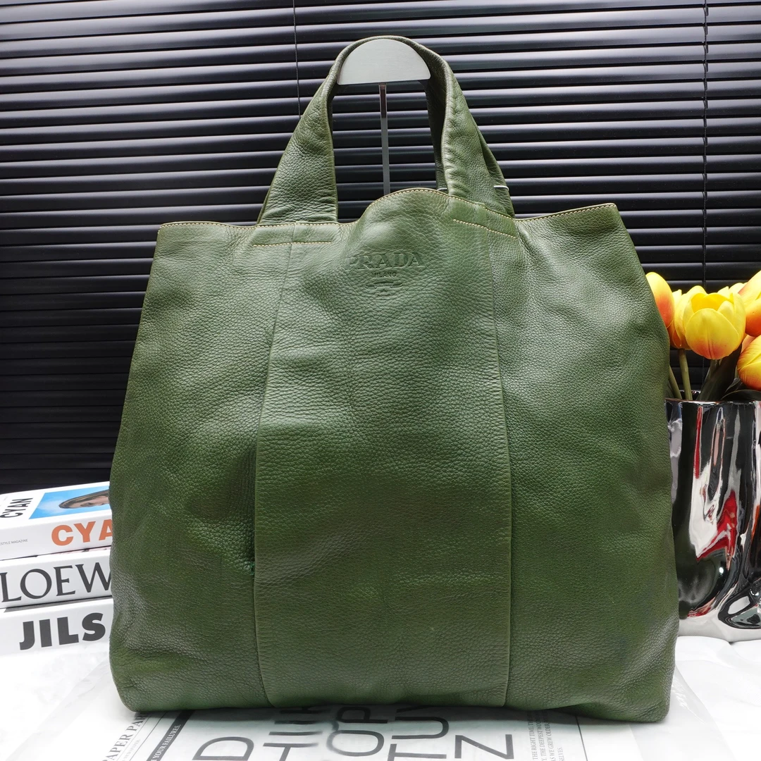 95新 Prada/普拉达 绿色手提包T10196042