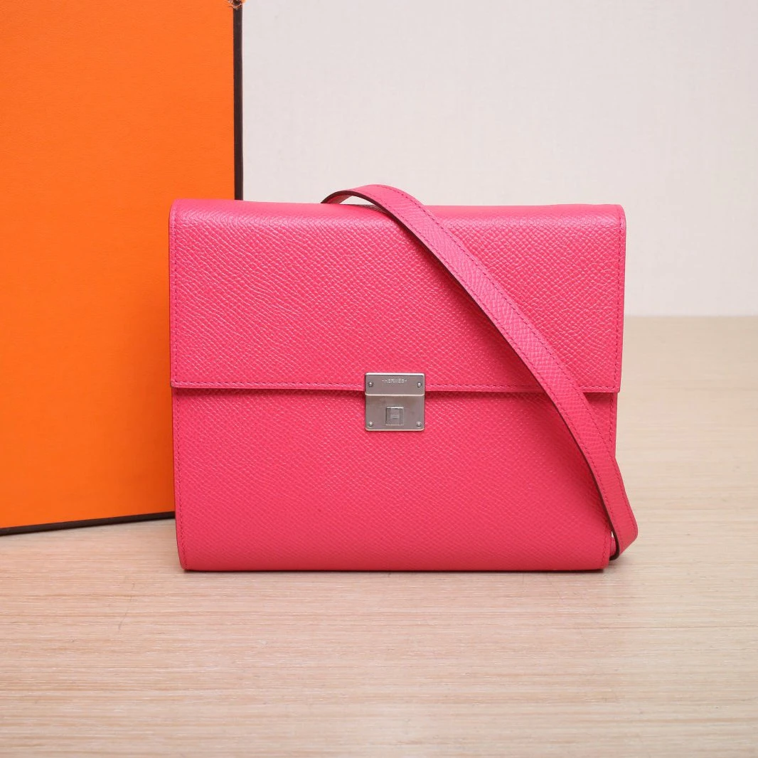 95新 Hermes/爱马仕 【黑黑】斜挎包 极致粉 A刻 银扣 276002