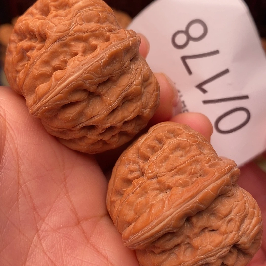 愿***樂文玩核桃把件42元宝