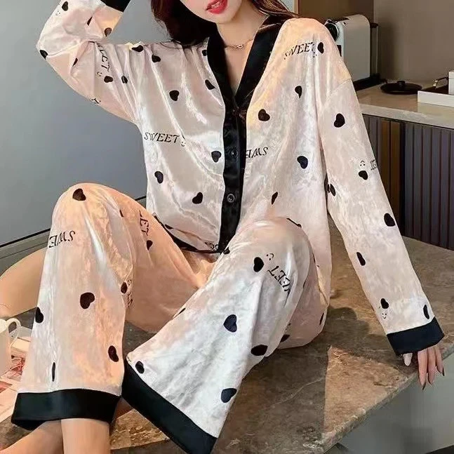 金钻绒2025新款秋冬季睡衣女金丝绒小爱心娃娃领甜美睡衣秋款女