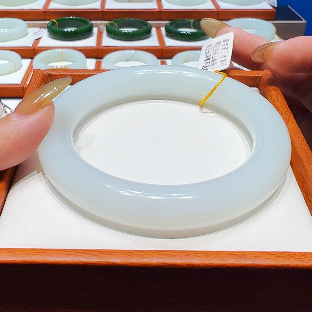 和田玉未镶嵌手镯羊脂白5859