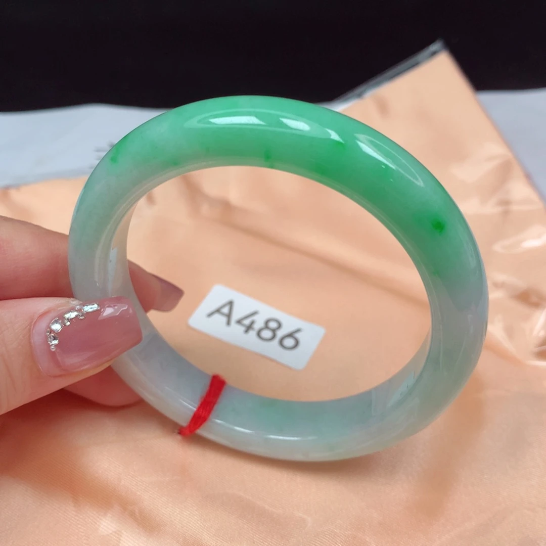 翡翠手镯未镶嵌手镯56