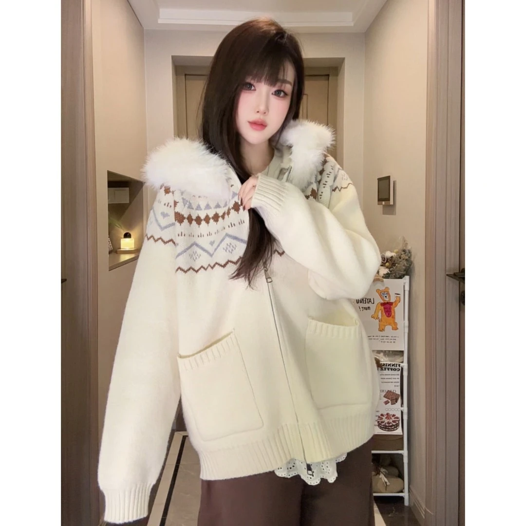 软糯复古印花费尔岛连帽针织开衫女秋冬新款宽松软糯亲肤百搭毛衣